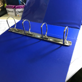 Bìa 4 còng kiếng DK A4 5cm